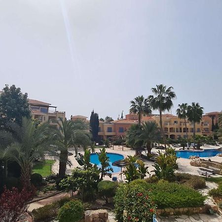 Sunny Limnaria Gardens 2 Bedroom Apartment Pafos Zewnętrze zdjęcie